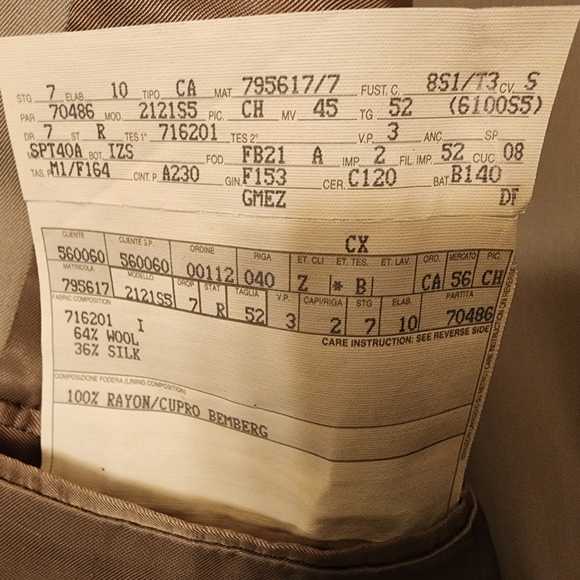 Ermenegildo Zegna tan silk/ wool suit. - Picture 9 of 15